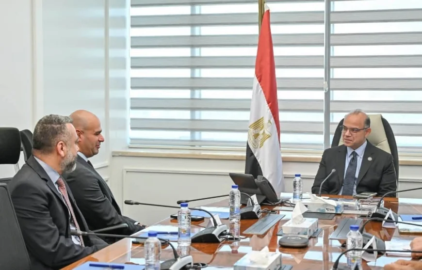 وزير الاستثمار يبحث مع بروكتر آند جامبل خطط التوسع الصناعي وزيادة صادرات مصر للأسواق الإقليمية