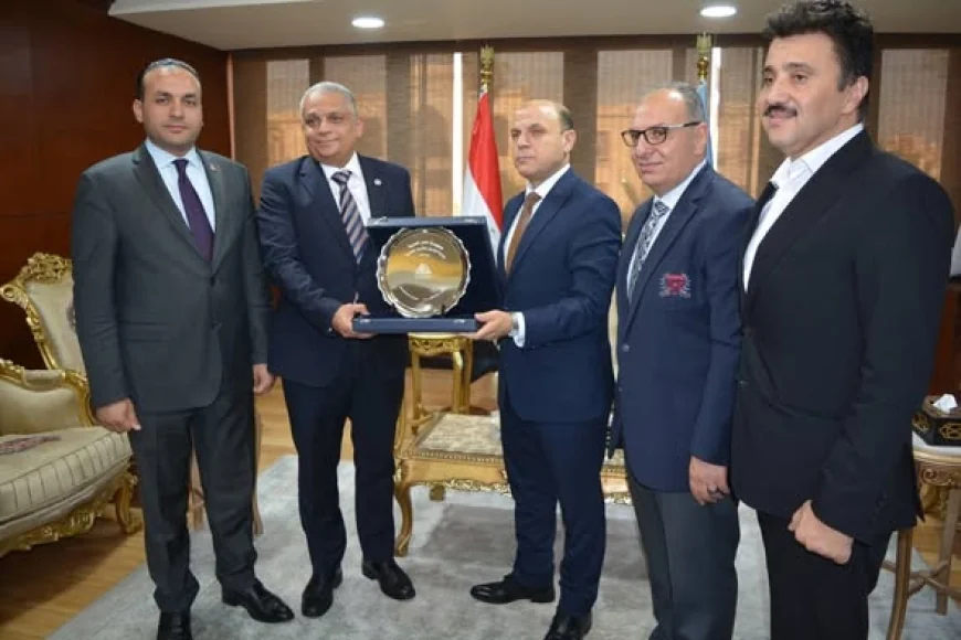 محافظ الغربية يبحث مع رئيس «غاز مصر» تسريع مشروعات توصيل الغاز الطبيعي وتعزيز الخدمات للمواطنين