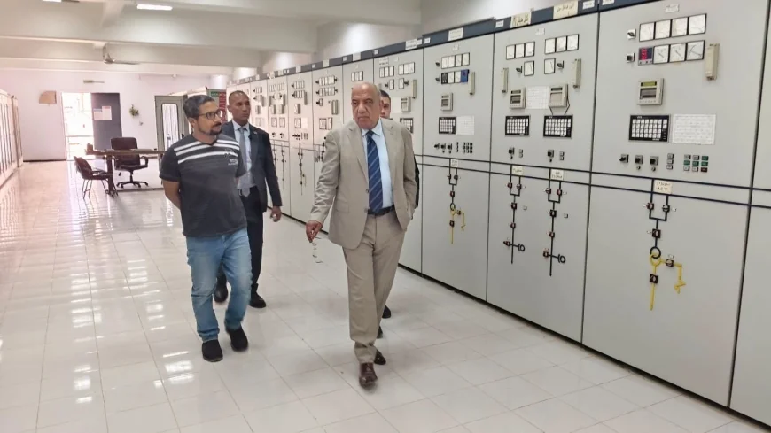 وزير الكهرباء يتفقد محطة محولات القاهرة الجديدة لمتابعة استقرار الشبكة القومية ومواجهة ارتفاع الأحمال