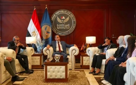 رئيس الرقابة المالية يستقبل طلاب منحة التدريب الصيفي ويؤكد دور الهيئة في تأهيل كوادر القطاع المالي