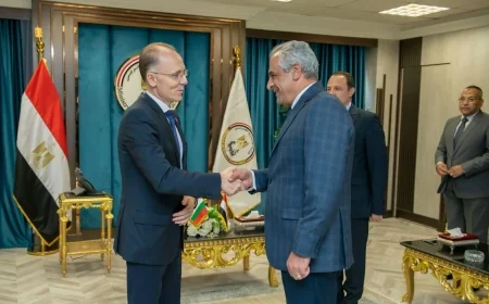 وزير الإنتاج الحربي يبحث مع سفير بلغاريا تعزيز الشراكات الصناعية وتوطين تكنولوجيا التصنيع