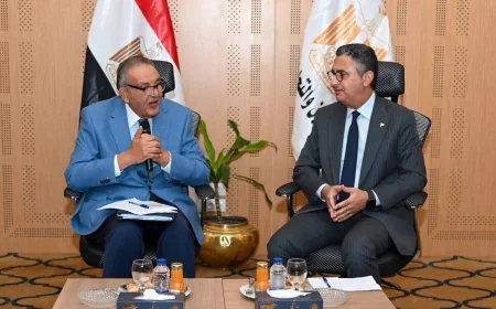 وزير التموين يبحث تطوير منظومة السلع التموينية.. وتحديث 40 ألف منفذ ضمن مشروع «كاري أون»