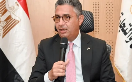 وزير التموين يبحث تطوير منظومة الخبز ويشكل لجنة لدراسة مطالب المخابز