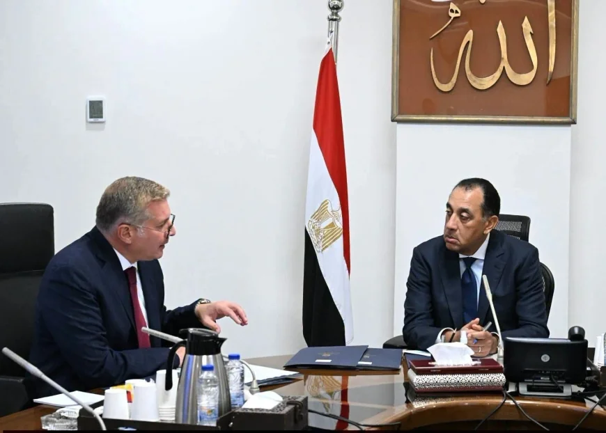 رئيس الوزراء يتابع خطة تأمين احتياجات مصر من الطاقة وزيادة إنتاج الغاز الطبيعي