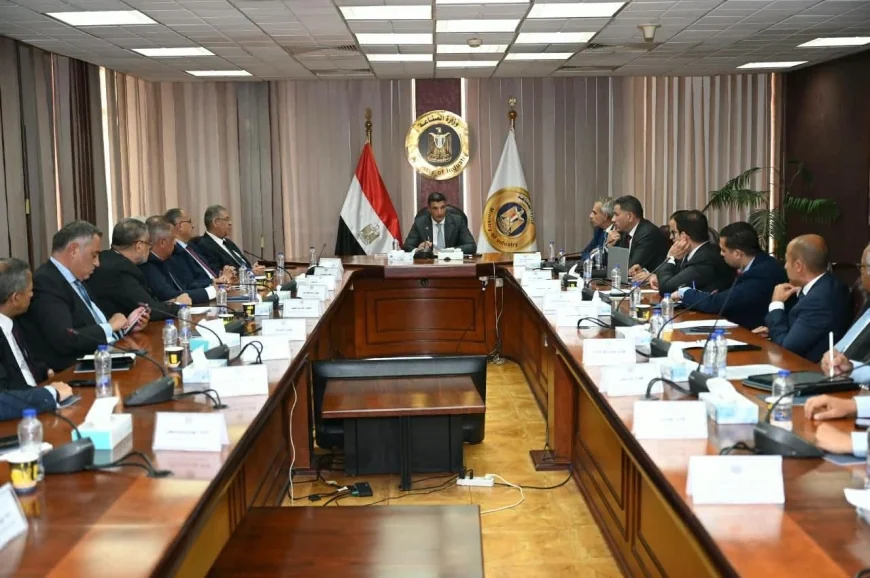 الصناعات المغذية للسيارات.. مصر تستهدف زيادة الإنتاج والصادرات وتعزيز الاندماج في سلاسل الإمداد العالمية