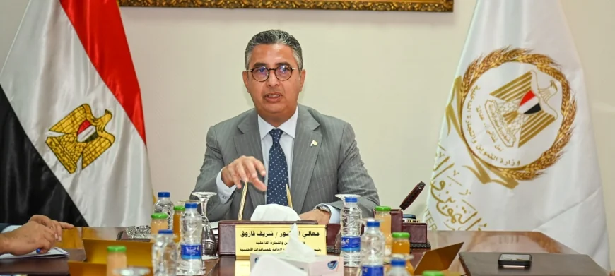 وزير التموين يوجه بخطة عاجلة لضبط الأسواق وطرح 12 سلعة بأسعار مناسبة