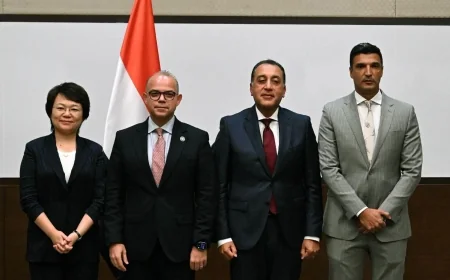رئيس الوزراء يشهد توقيع مذكرة تفاهم لإنشاء قاعدة لتخطيط مصانع السيارات ووسائل النقل في مصر