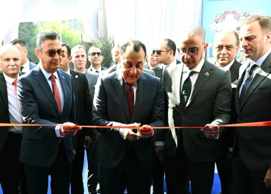 مدبولي يفتتح معرض «أهلًا مدارس» الرئيسي بالجيزة ويفتتح أكثر من 20 معرضًا بالمحافظة