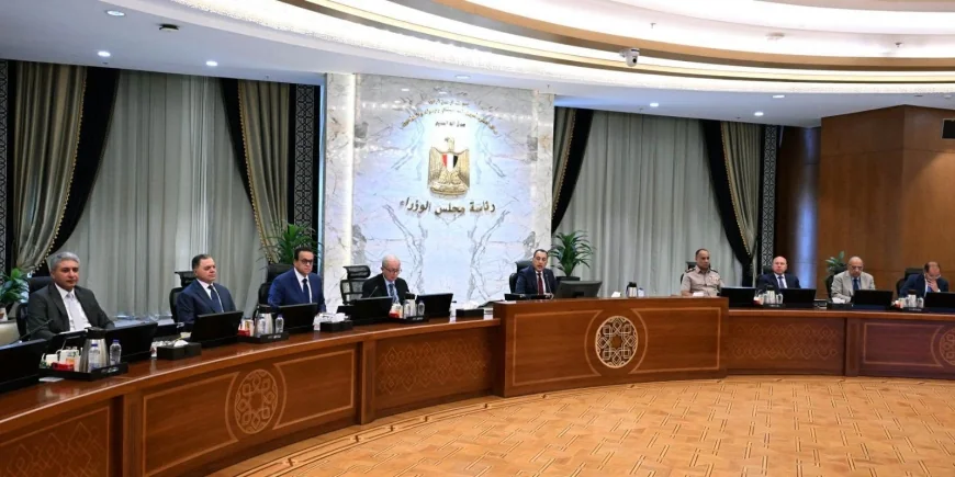 مدبولي: معارض «أهلًا مدارس» توفر السلع بأسعار مناسبة وتخفف الأعباء عن الأسر المصرية