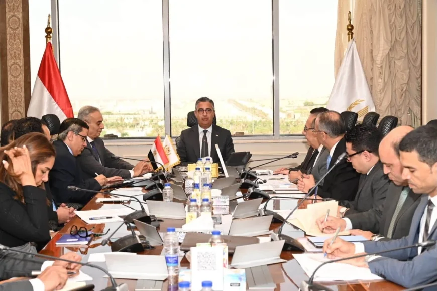 مبادرة تخفيض الأسعار تبدأ غدًا.. التموين تضخ 30 سلعة وتوسع شبكة المنافذ حتى رمضان 2027