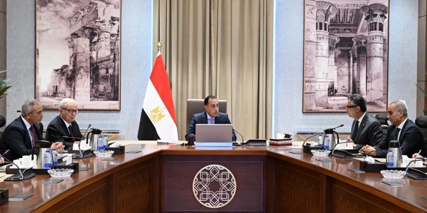 رئيس الوزراء يتابع الأسواق.. مبادرة لخفض أسعار 12 سلعة عبر 284 منفذًا وإضافة 18 سلعة بنهاية سبتمبر