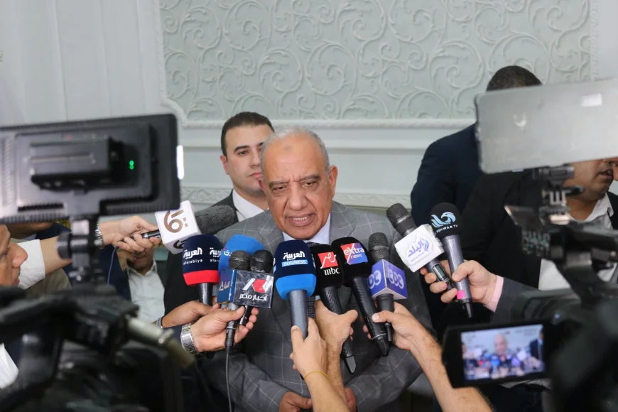 وزير الكهرباء: 5 تريليونات جنيه استثمارات لتطوير منظومة الطاقة ومشروعات الكهرباء في مصر