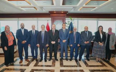 الرقابة المالية ووحدة مكافحة غسل الأموال تبحثان تعزيز الرقابة على القطاع المالي غير المصرفي