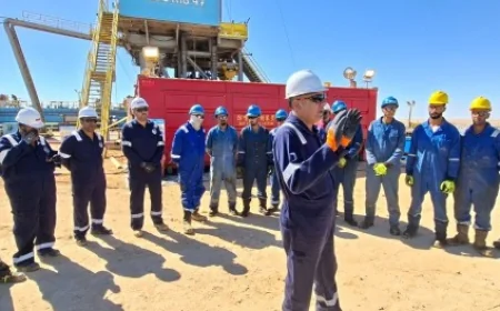 رئيس شركة عجيبة للبترول يتابع تنفيذ محطة الغاز الجديدة ويشدد على الالتزام بالجدول الزمني