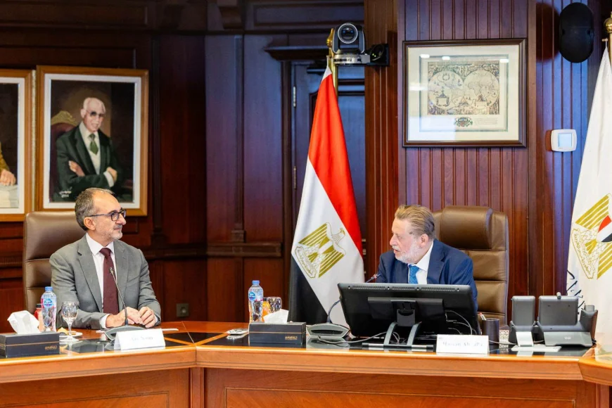 محافظ البنك المركزي يبحث مع مدير قسم شمال إفريقيا والقرن الإفريقي بـIFC تعزيز التعاون