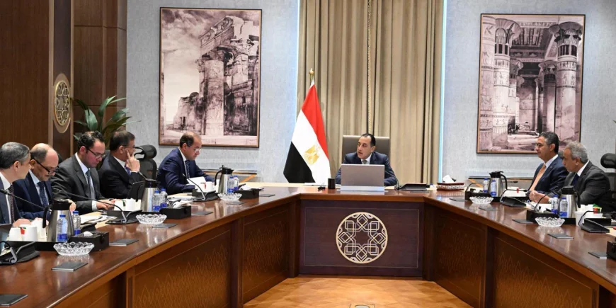 مستحقات قصب السكر للمزارعين.. مدبولي يتابع السداد وأسعار توريد السلع الاستراتيجية