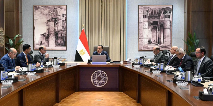رئيس الوزراء يستعرض محاور جلسة «استثمار منتج وصناعة تنافسية وفرص عمل مستدامة» بمنتدى مصر 2026