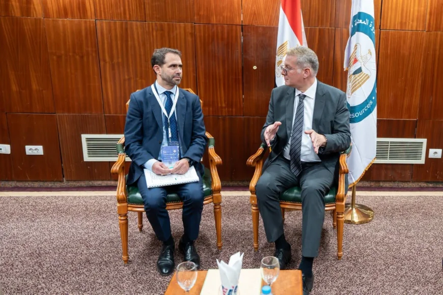 وزير البترول يبحث مع «توتال إنرجيز» تسريع ربط الغاز القبرصي بالبنية التحتية المصرية