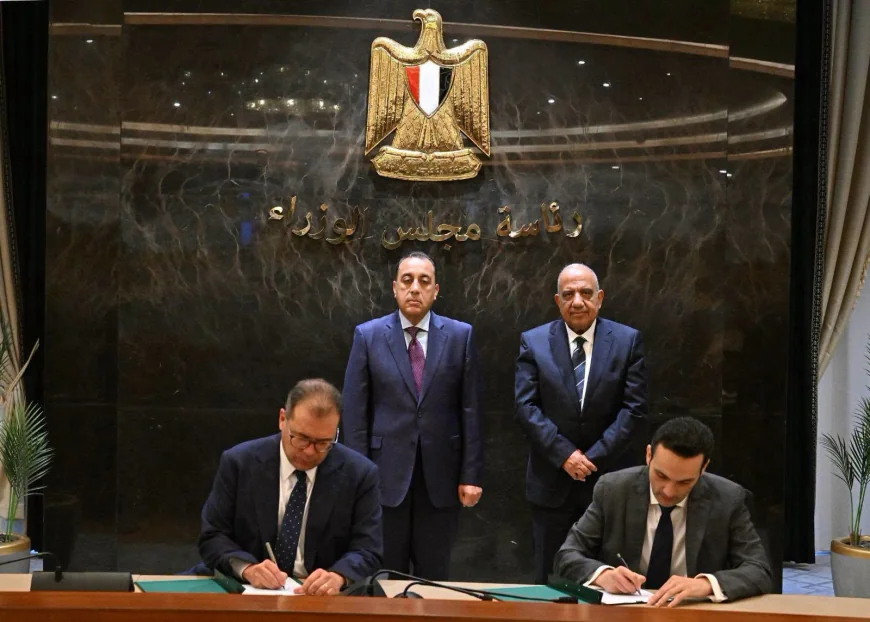 مصر توقع 3 اتفاقيات لتمويل مشروع «دندرة» للطاقة الشمسية باستثمارات 650 مليون دولار